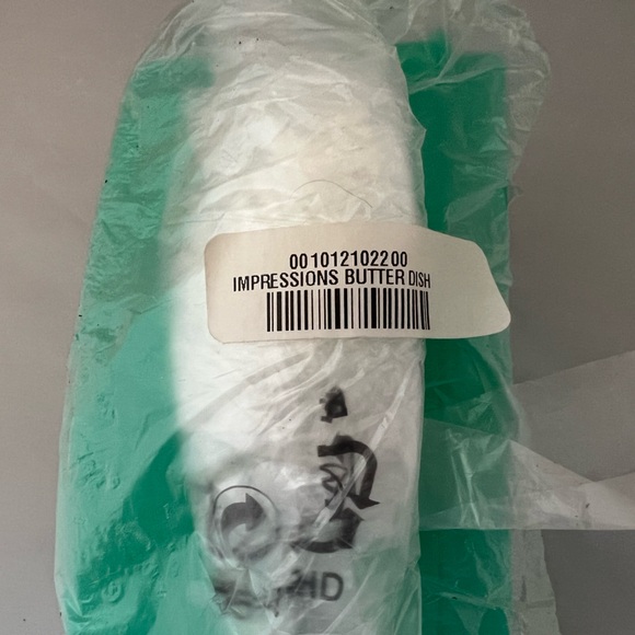 Tupperware Teal and White Butter Dish. - Picture 4 of 4